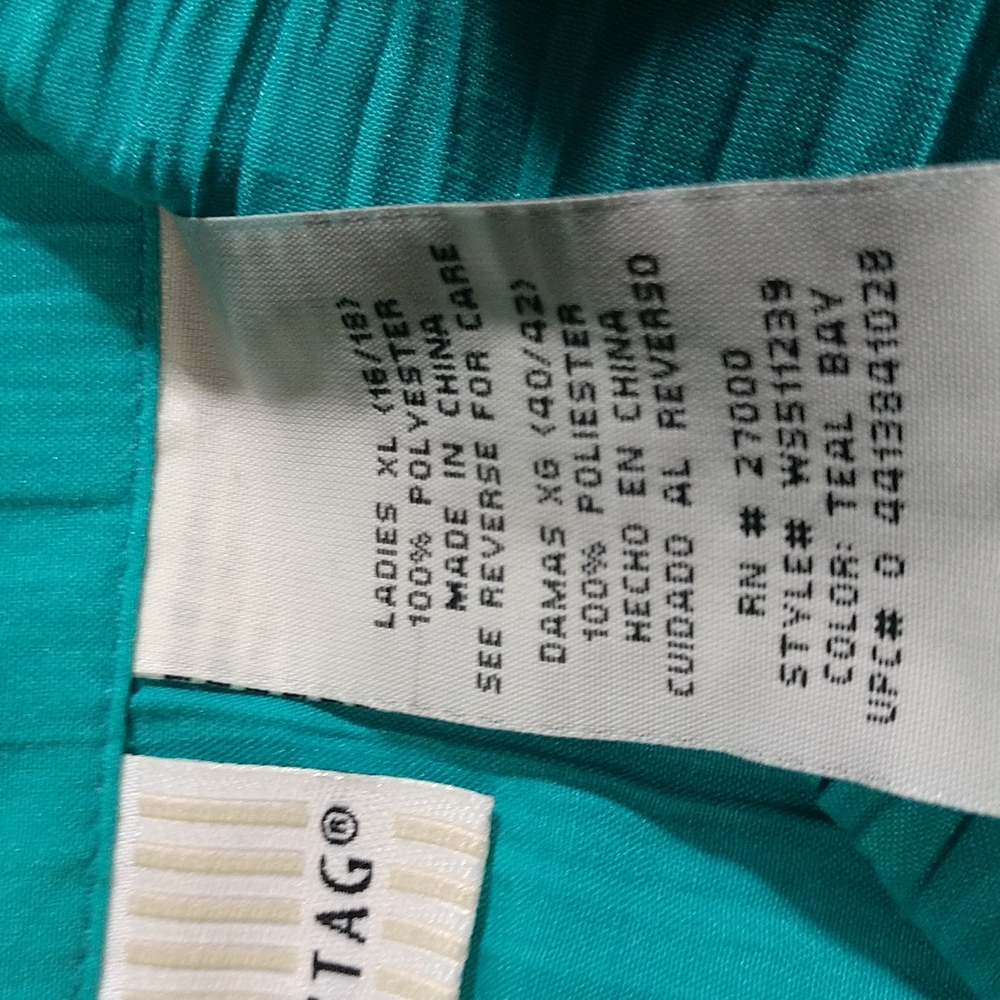 SOLD!!White Stag Women's Blouse Button Front Wavy Fancy Material Taffeta - Picture 9 of 9
